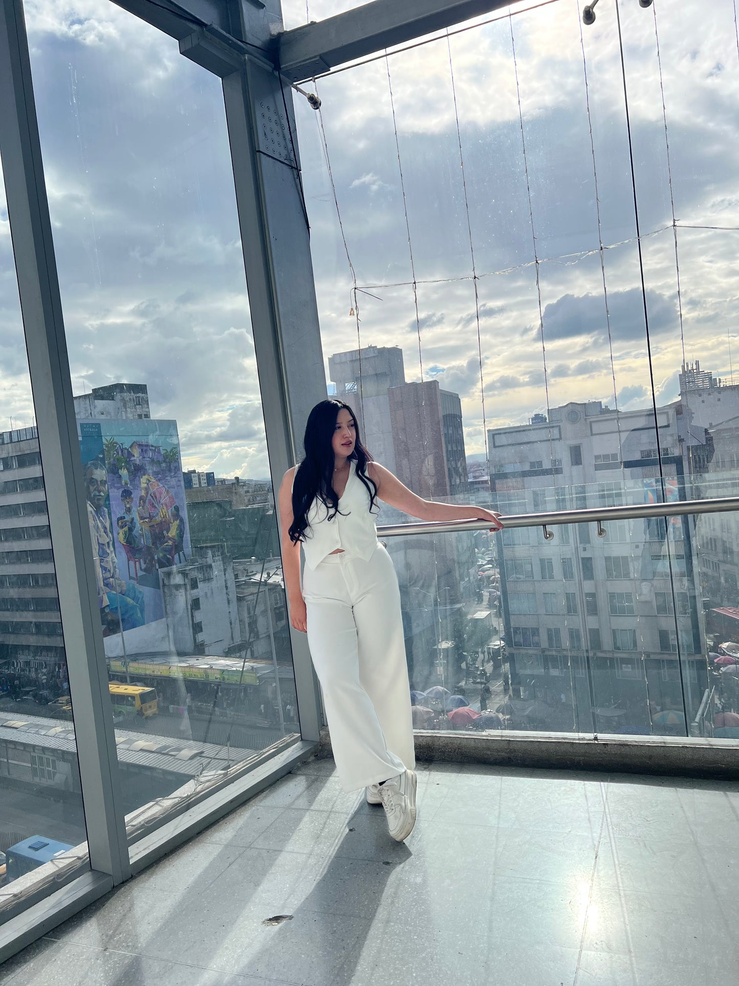 Chaleco y pantalón el llamado de los cielos