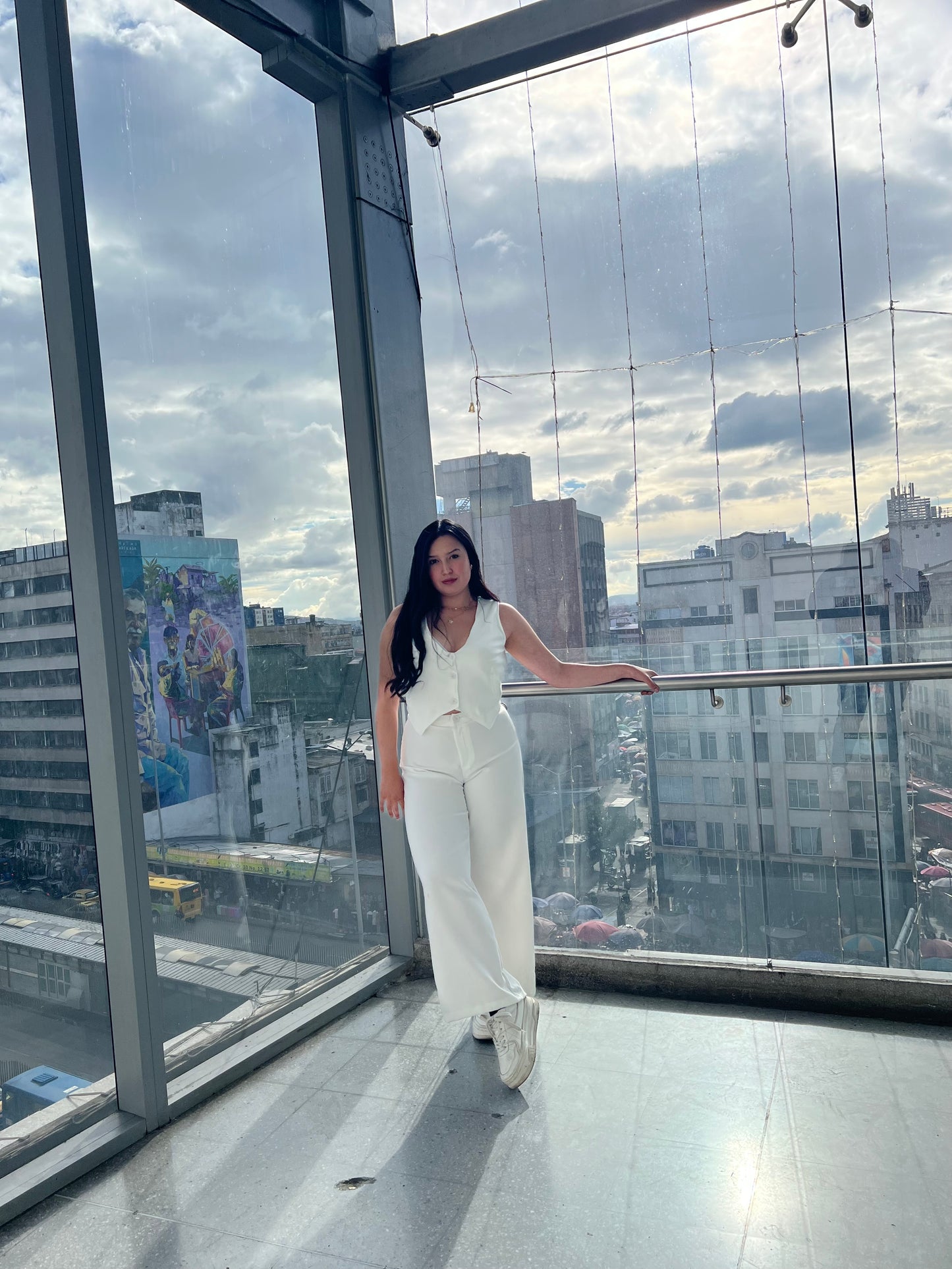 Chaleco y pantalón el llamado de los cielos