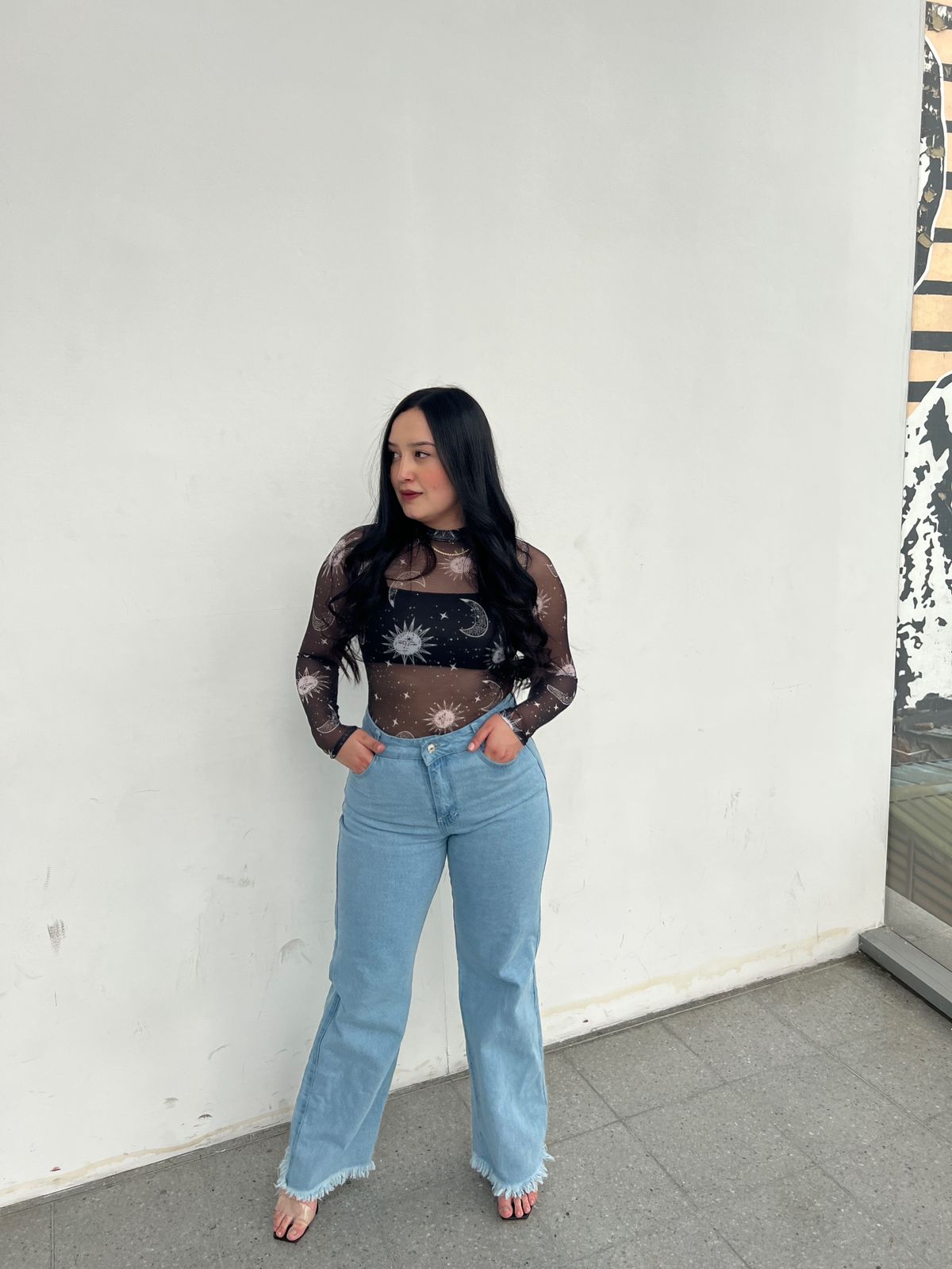 Body lunar y jean agatha