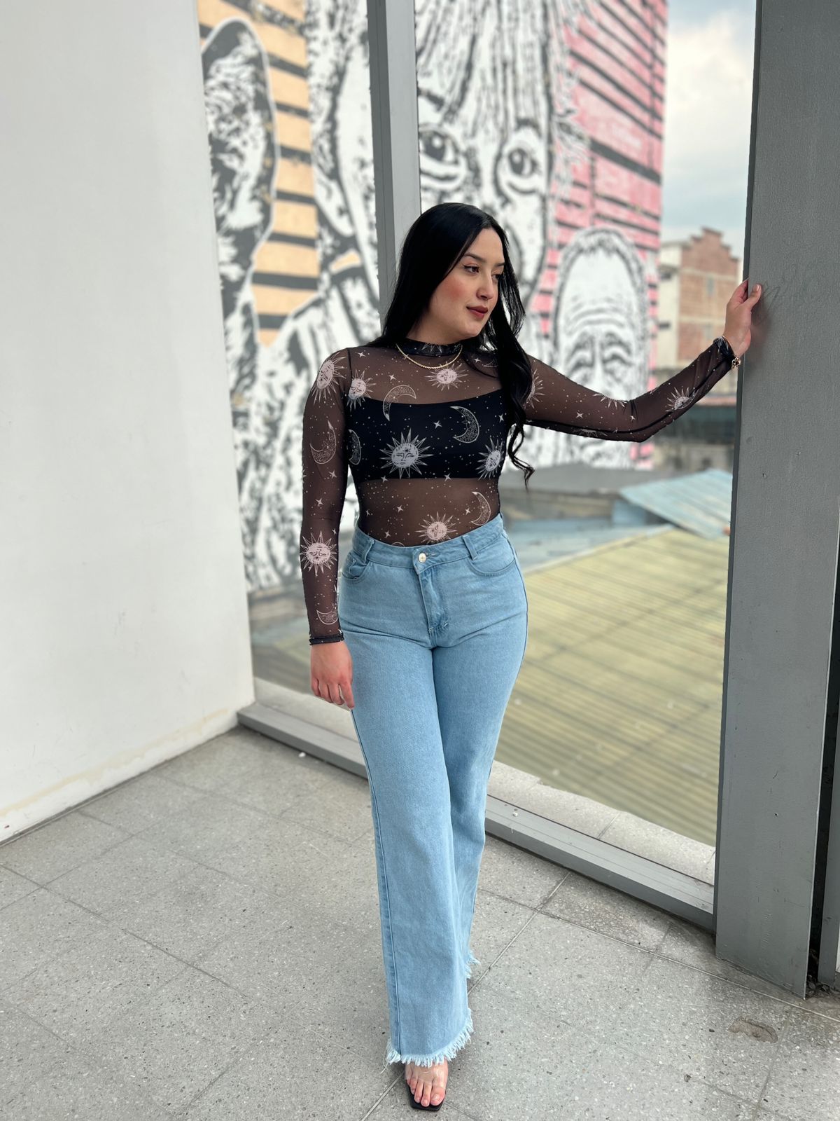 Body lunar y jean agatha